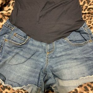 Maternity Shorts | Raw Hem | 6